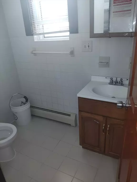 Boston, MA 02130,71 Heath St #3