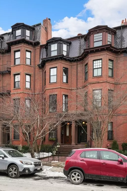 Boston, MA 02116,381 Beacon Street