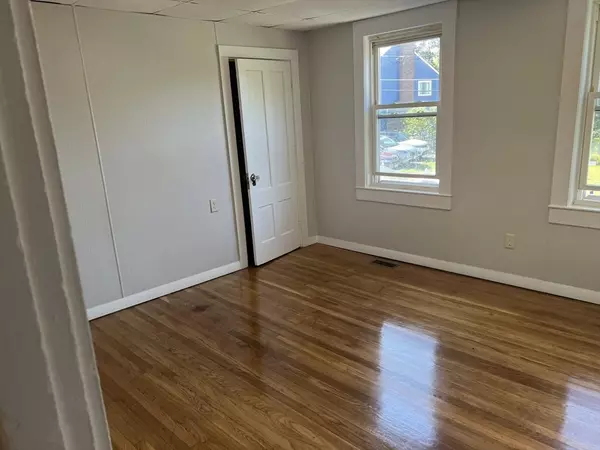 Brockton, MA 02301,69 Beacon Park #2