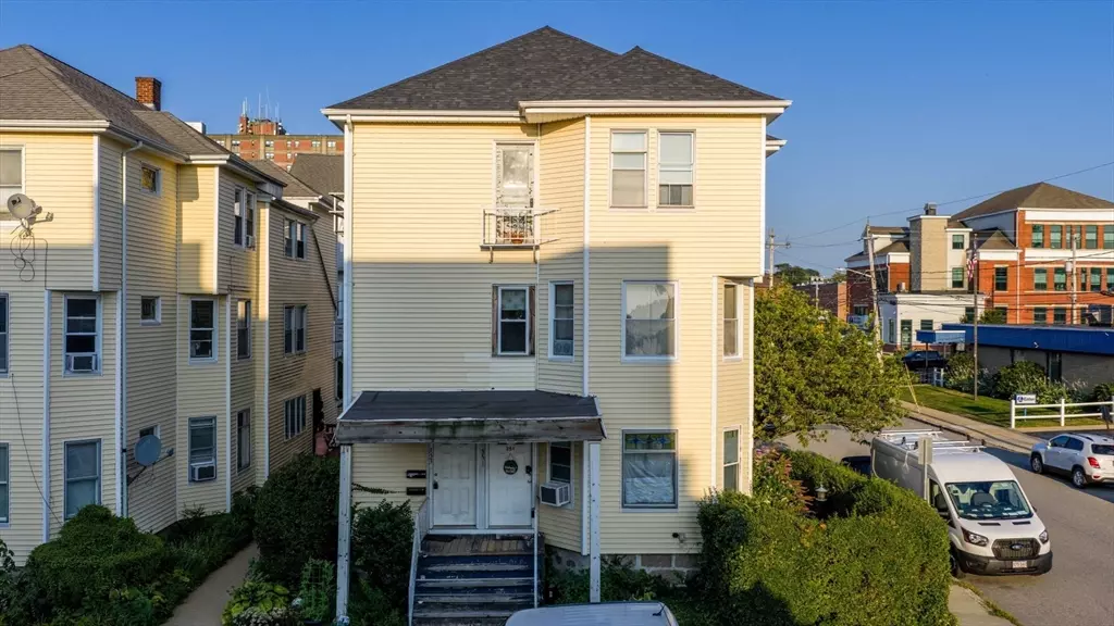 351-353 Madison St, Fall River, MA 02720