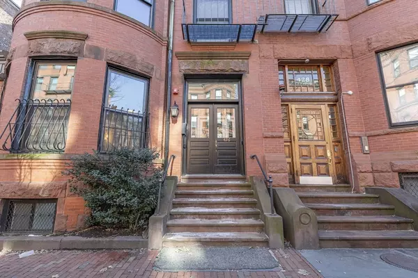 Boston, MA 02115,426 Marlborough St.