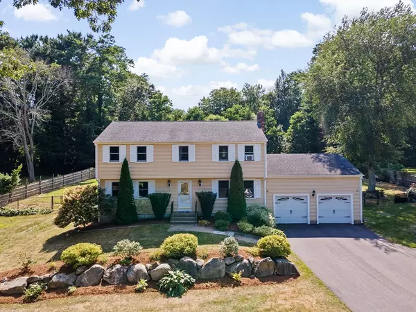 7 Old Powder House Road, Lakeville, MA 02347