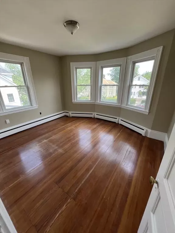 69 Cherry #2, Waltham, MA 02453