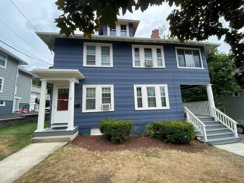 21 Richards Rd #1, Watertown, MA 02472