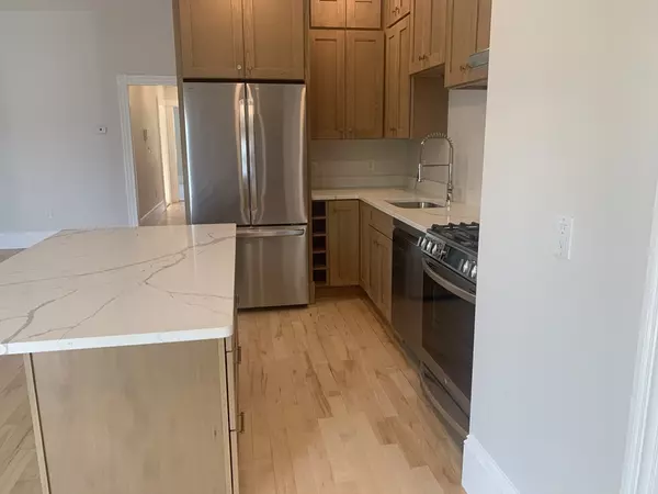 Boston, MA 02127,873 E 4th St #3