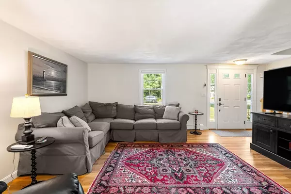 Plymouth, MA 02360,34 Bourne Rd