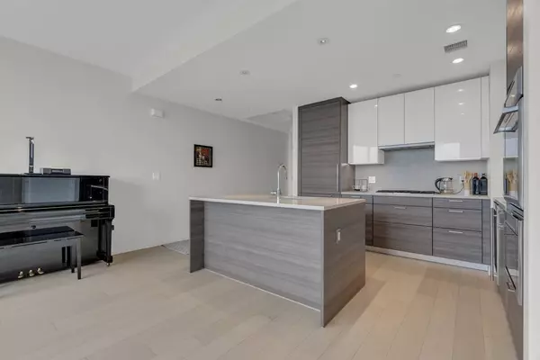 Boston, MA 02110,1 Franklin St #3212