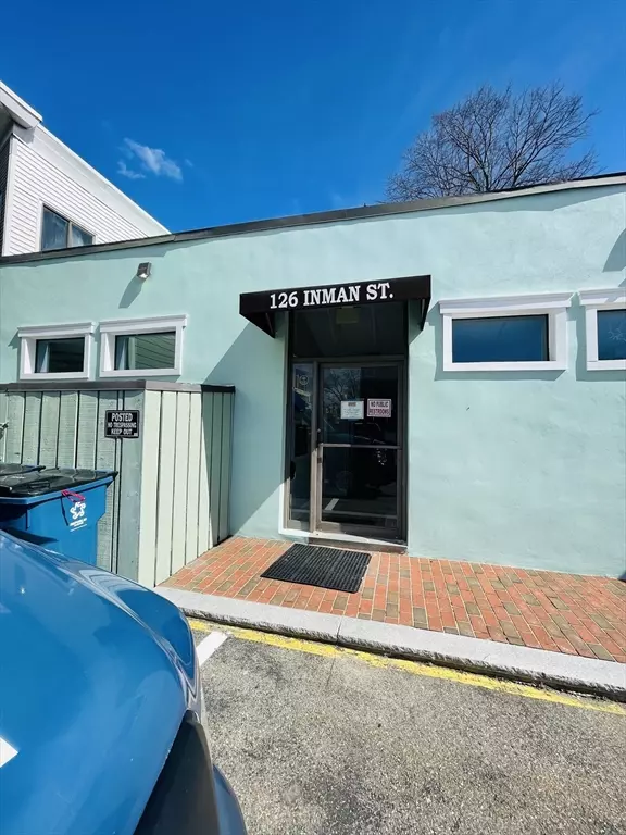 Cambridge, MA 02139,126 Inman St #4