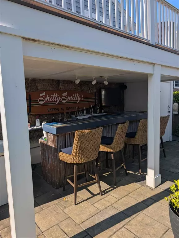 Hull, MA 02045,48A B