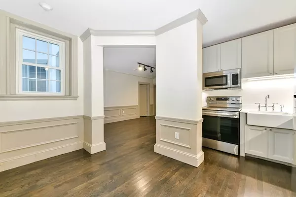 Cambridge, MA 02138,9 Dana Street #47