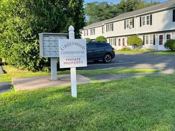 20 Greenwood Drive #10, Westfield, MA 01085