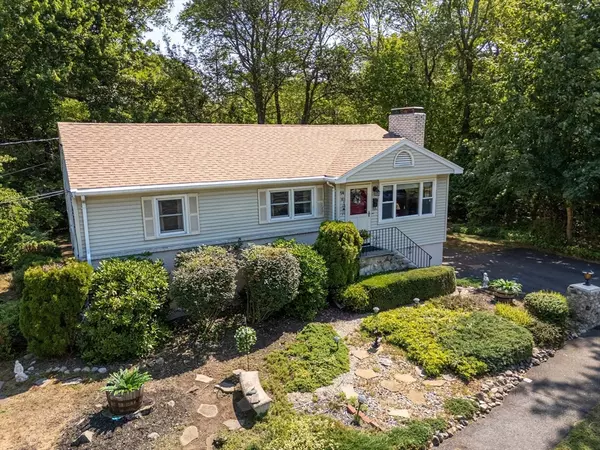 Peabody, MA 01960,14 Crestwood Ln