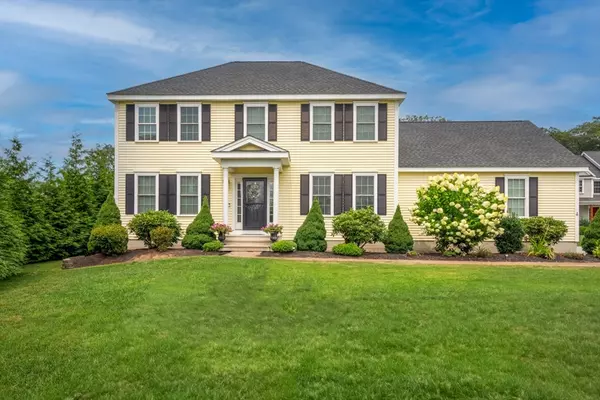 4 Rhodes Dr #4, Berlin, MA 01503