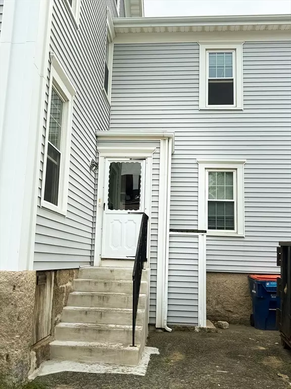 New Bedford, MA 02740,65 Chestnut St #1