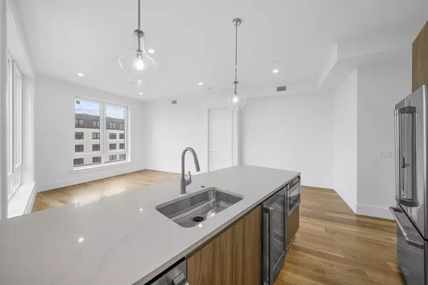 Boston, MA 02127,218-220 Old Colony Avenue #201