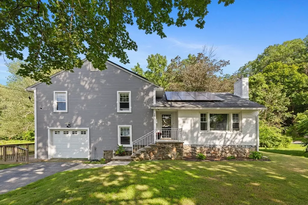 Southbridge, MA 01550,151 Morris St