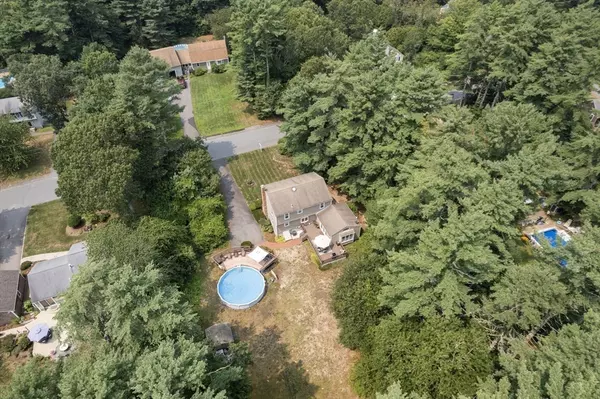 Carver, MA 02330,23 Williams Dr