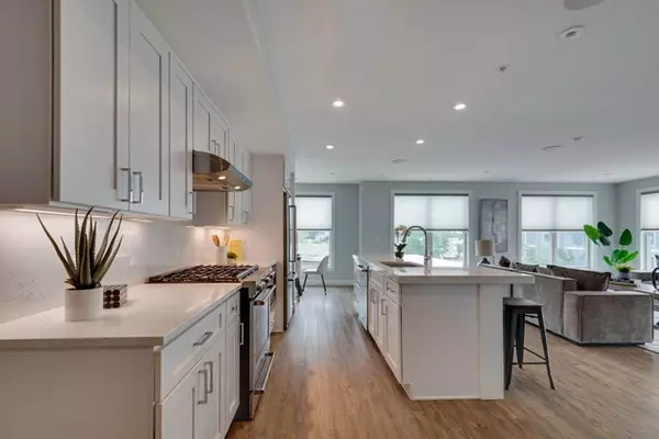 Quincy, MA 02171,135 Hancock St #18