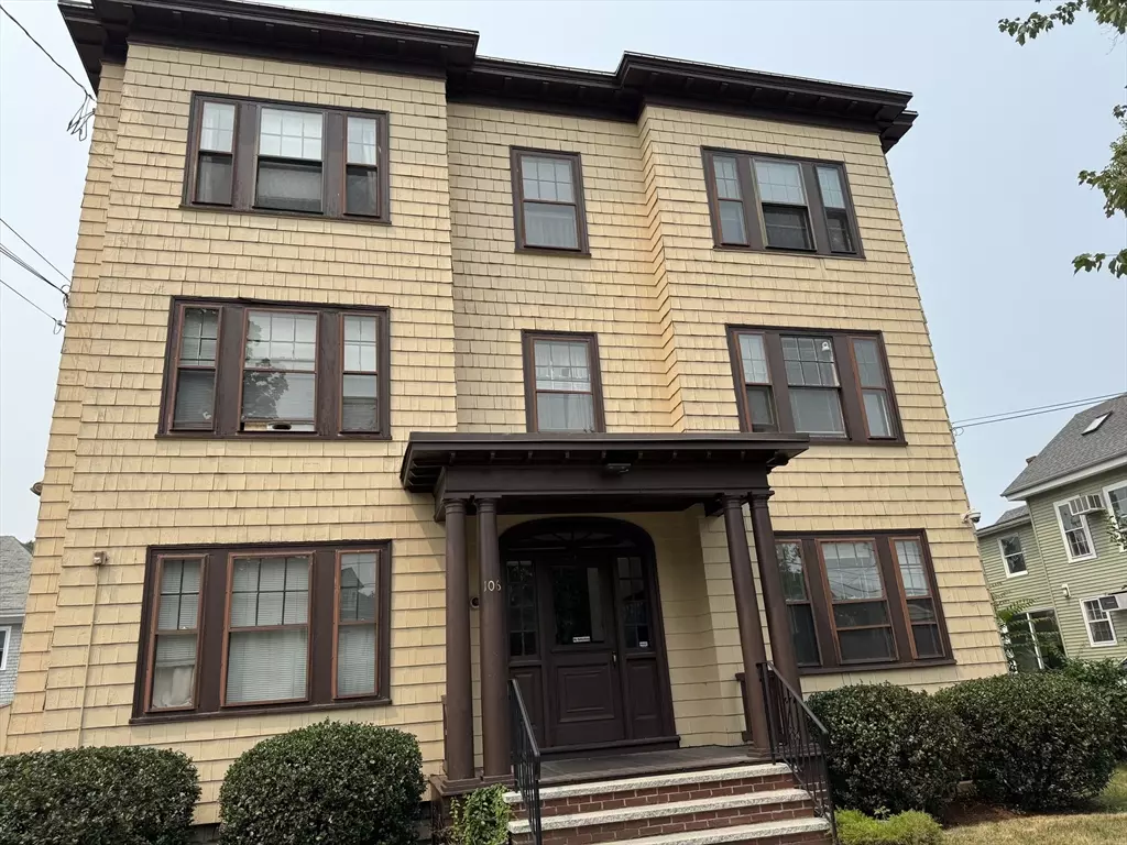 Haverhill, MA 01830,106 Kenoza Avenue #1