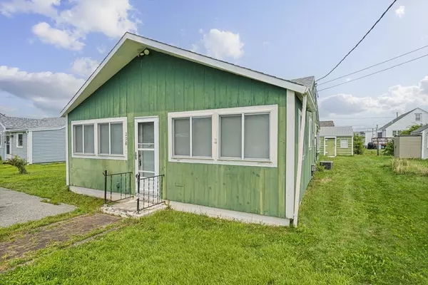 298 Plymouth Ave, Marshfield, MA 02050