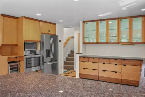 Boxford, MA 01921,146 Spofford Rd