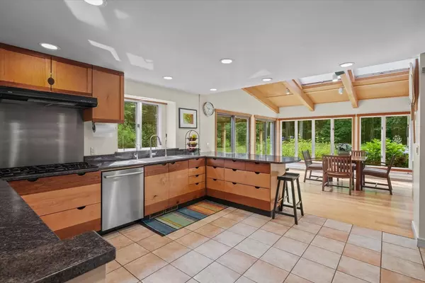 Boxford, MA 01921,146 Spofford Rd