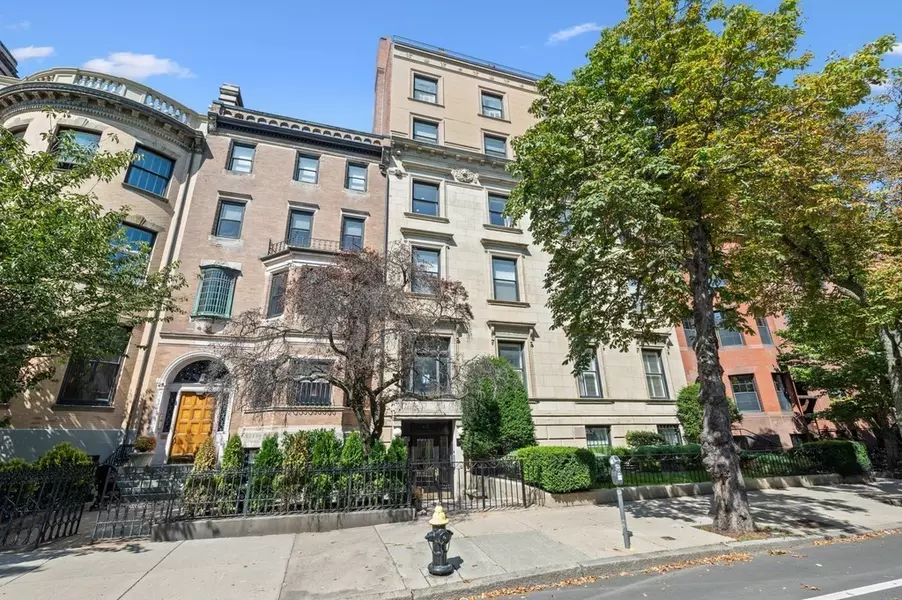 412 Beacon #6, Boston, MA 02115