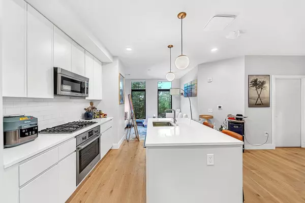 Boston, MA 02135,191 Washington St #421