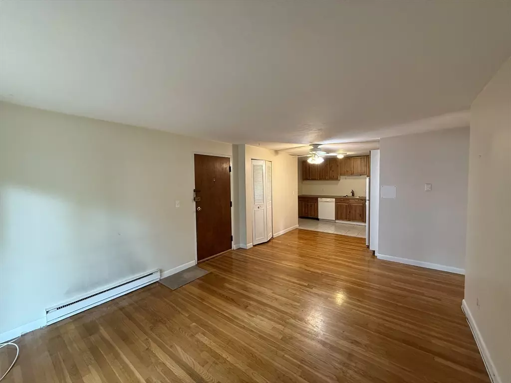 Boston, MA 02135,39 Englewood Ave #27