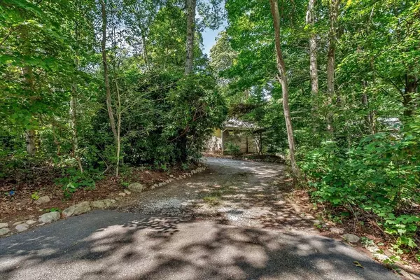 Falmouth, MA 02543,29 Wilson Rd