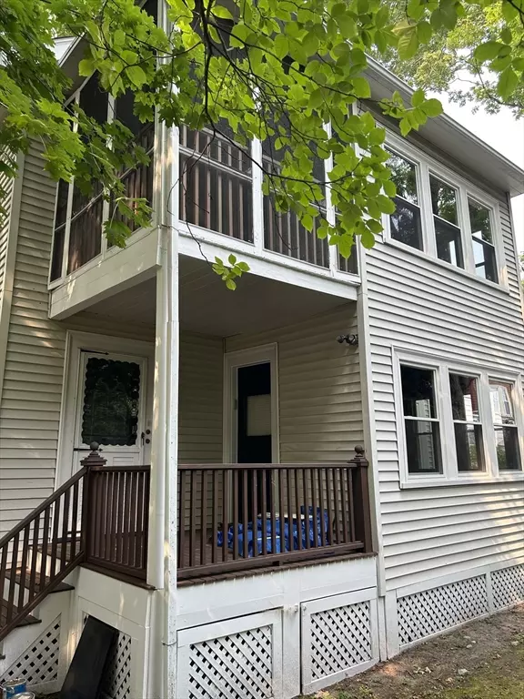 Newton, MA 02460,278 Cabot Street #1