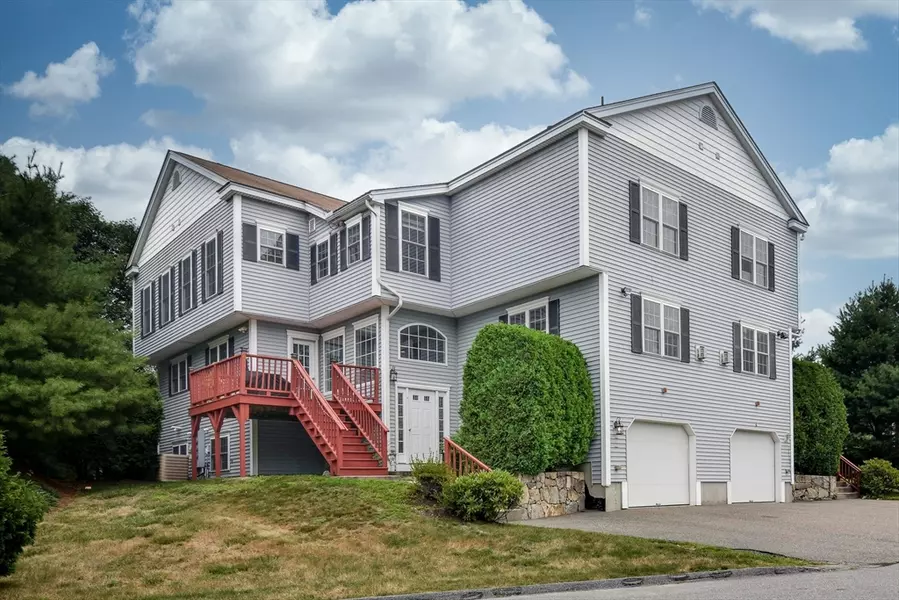 8 Paul Revere Path #8, Hopkinton, MA 01748