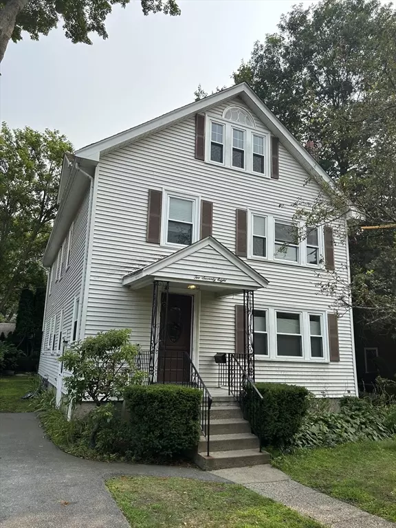 Newton, MA 02460,278 Cabot Street #3