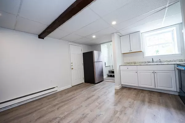 Weymouth, MA 02191,120 Birchbrow Ave #B