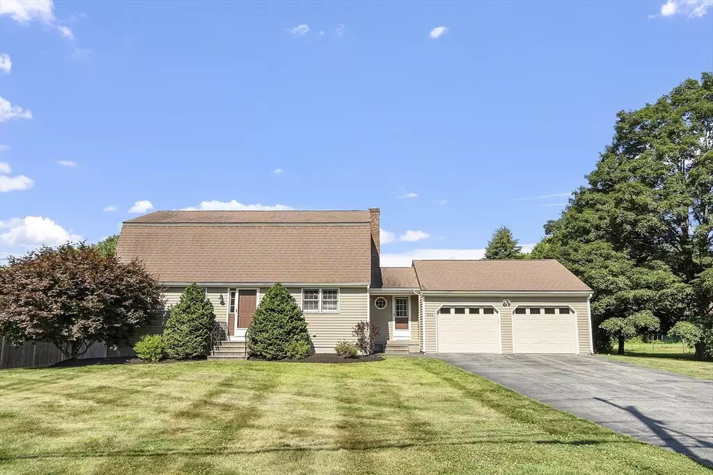 Southborough, MA 01772,221 Parkerville Rd