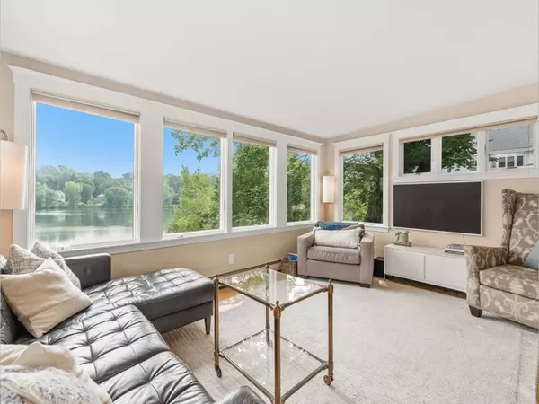 Boston, MA 02135,68 Kenrick St #68