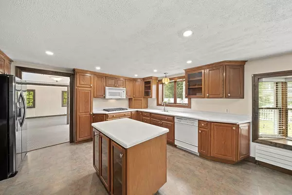 Marshfield, MA 02050,51 Hatch St