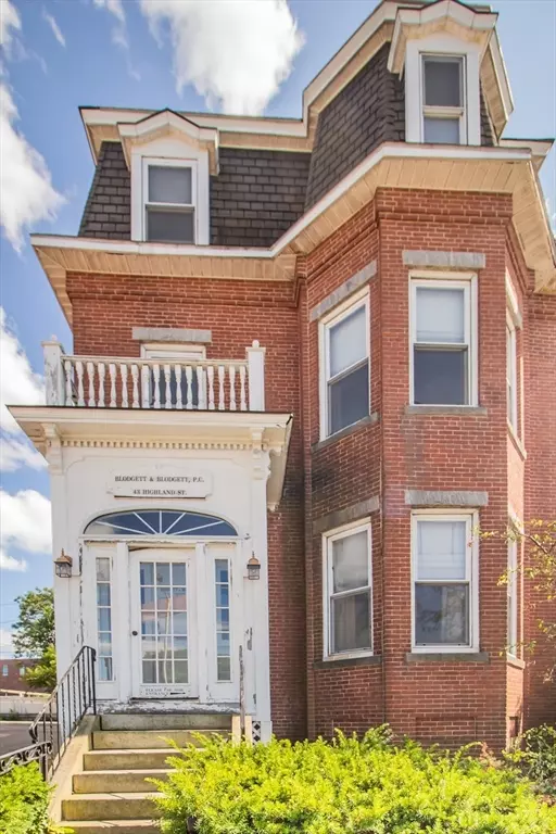 Worcester, MA 01609,43 Highland St
