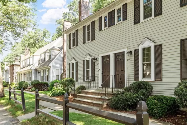 Chelmsford, MA 01863,413 Wellman Ave #413