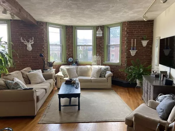 Boston, MA 02135,210 Chestnut Hill Ave #3