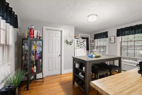 Natick, MA 01760,59 Pond Street
