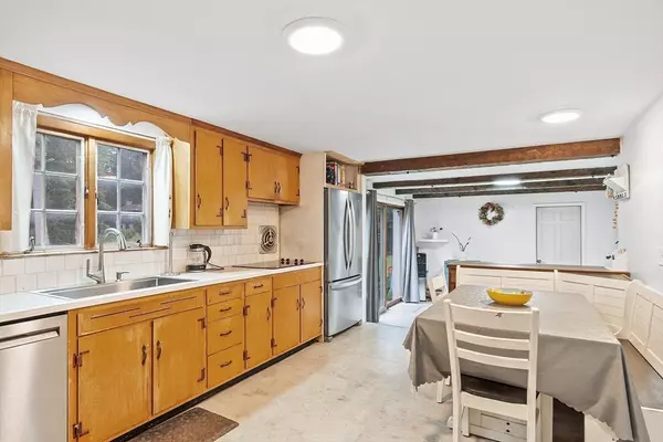 Acton, MA 01720,3 Thoreau Rd