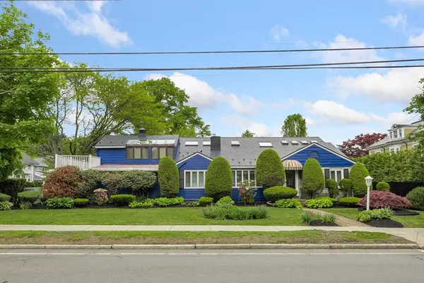 218 Upham, Melrose, MA 02176