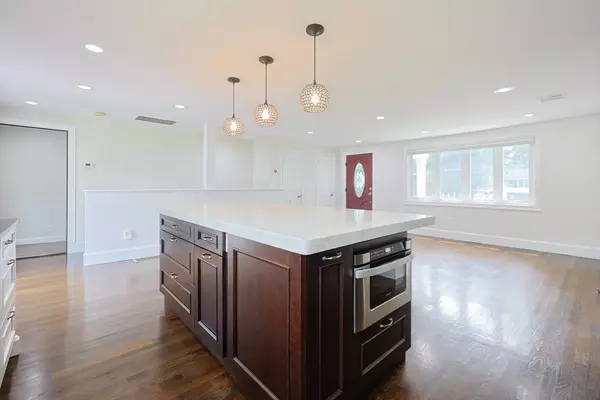 Ashland, MA 01721,20 Mulhall Drive