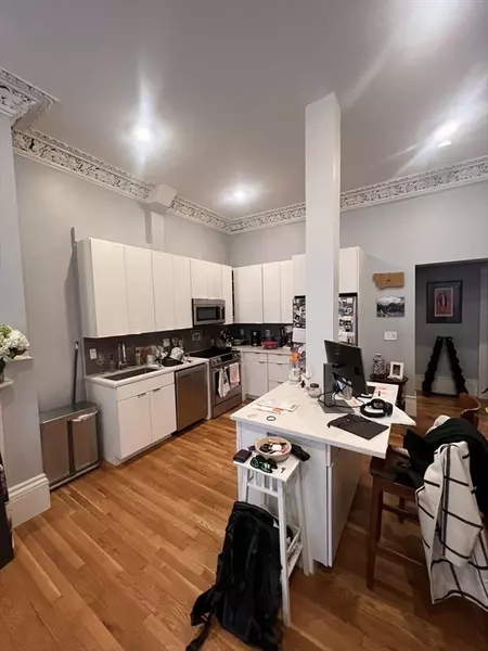 88 Worcester Streer #3, Boston, MA 02118