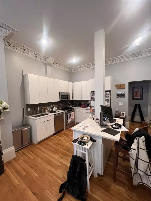 88 Worcester Streer #3, Boston, MA 02118