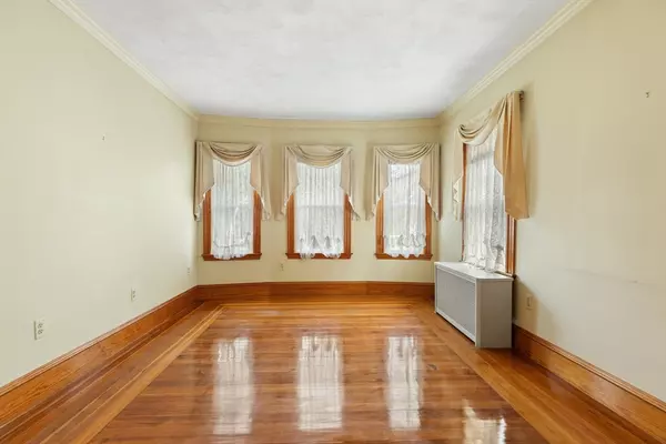 Somerville, MA 02144,46 Bromfield Rd