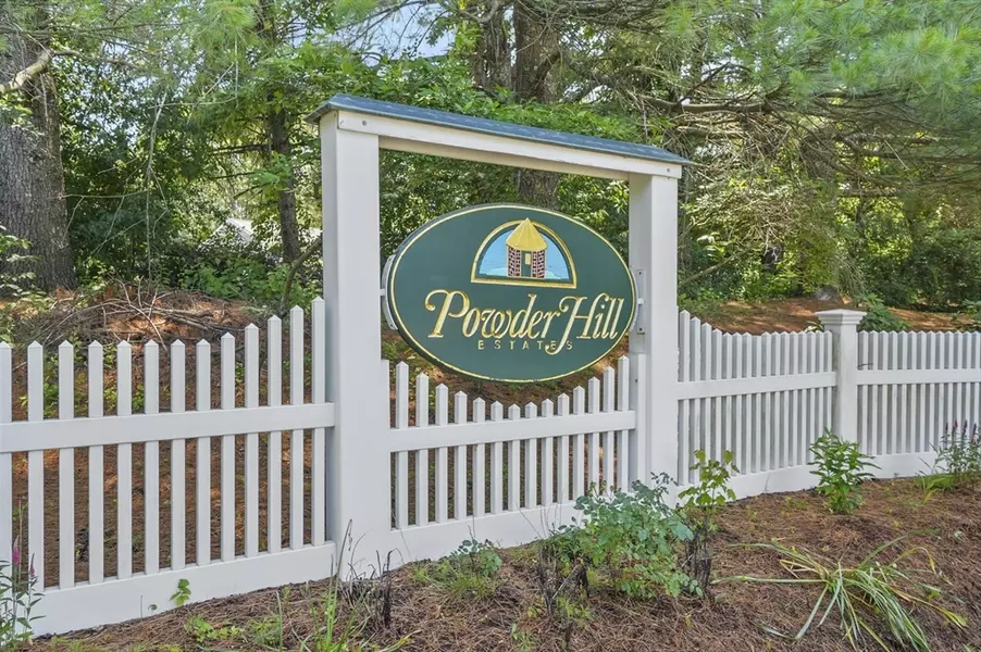 44 Powder Hill Way #44, Westborough, MA 01581