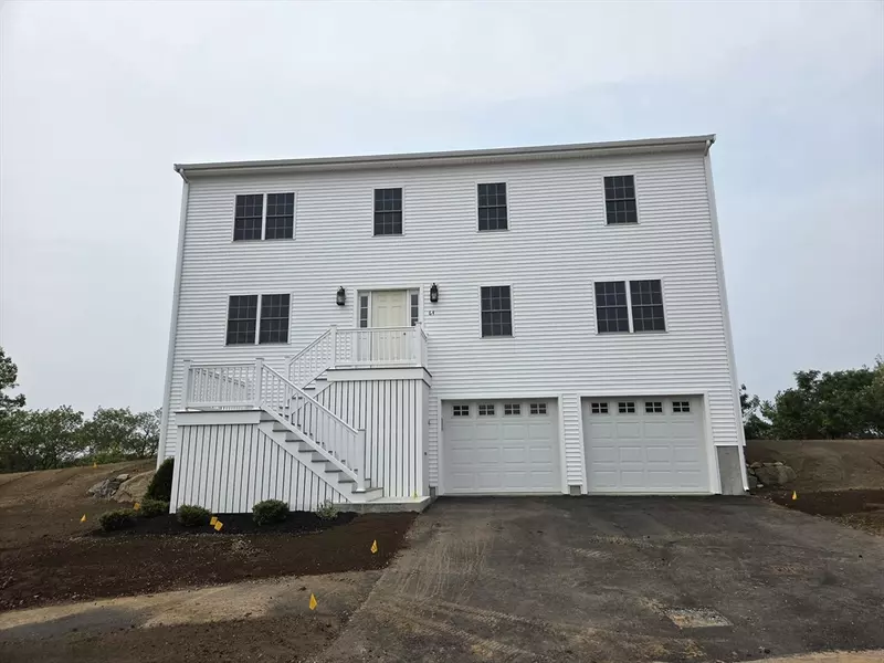64 Kelly Lane, Lynn, MA 01904