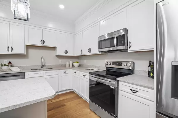 North Smithfield, RI 02896,36 Old Louisquisset Pike #104